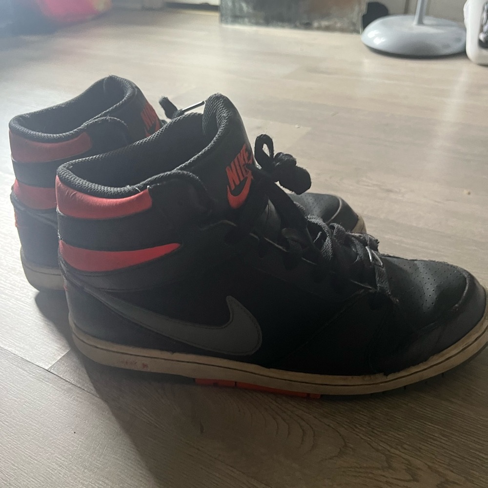 Nike Prestige IV High